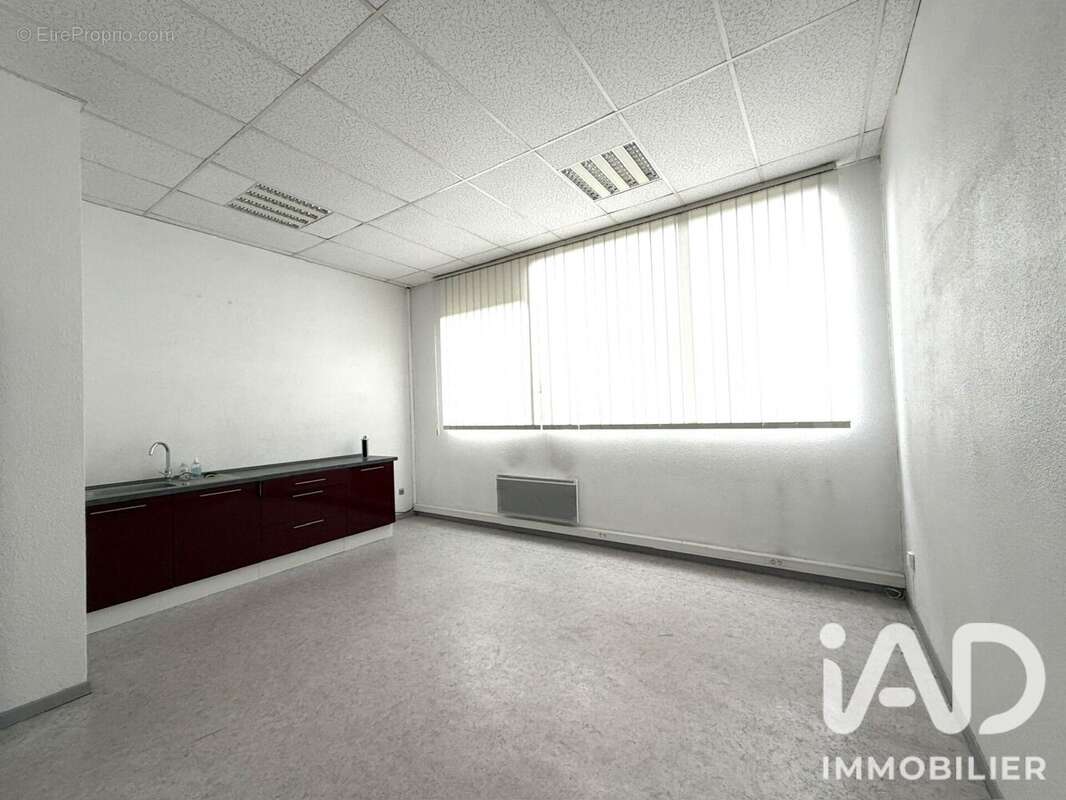 Commerce 78 m² à Tarbes  - photo 7