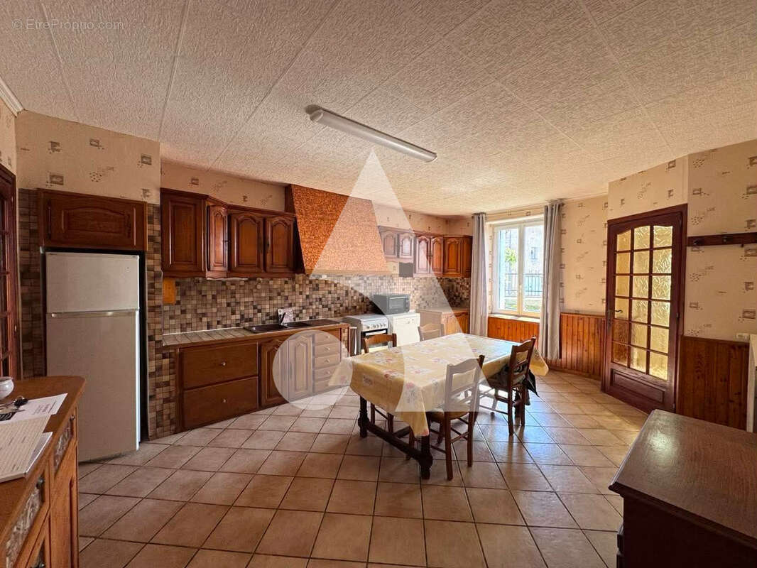 Charmante maison familiale avec projet gîte possible - AUTIGNY-LA-TOUR - photo 12