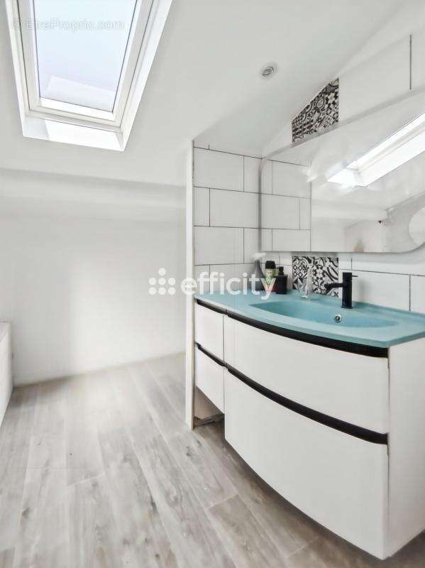 Maison 140 m² à La Rochelle  - photo 14