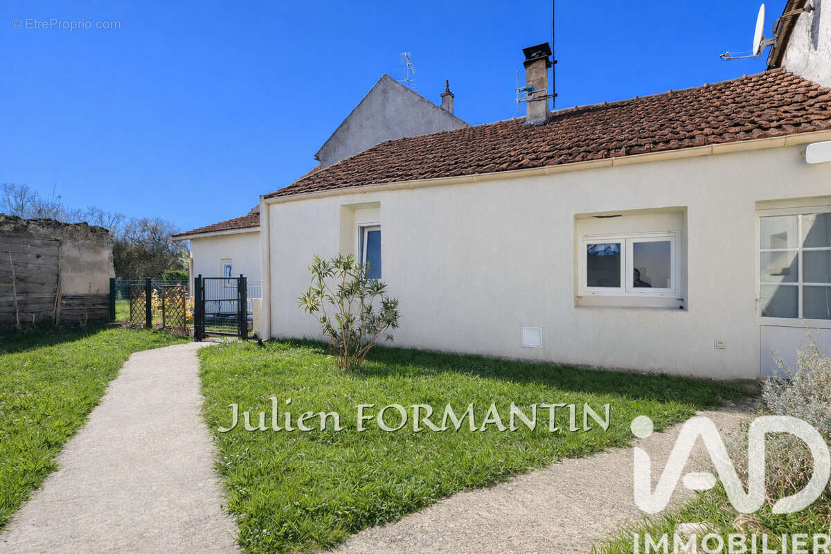 Photo 3 - Maison à ESBLY