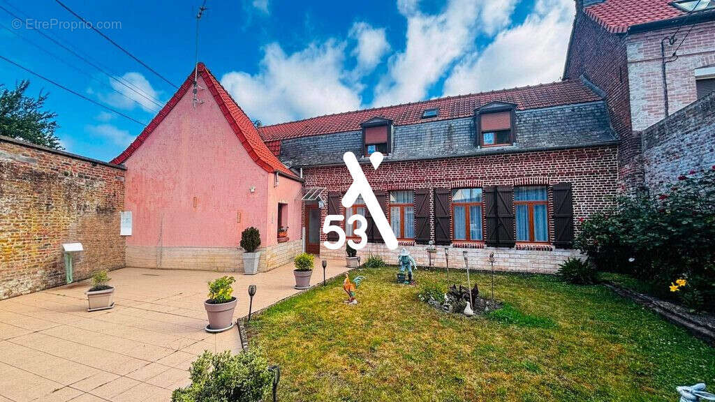 Maison à ARQUES