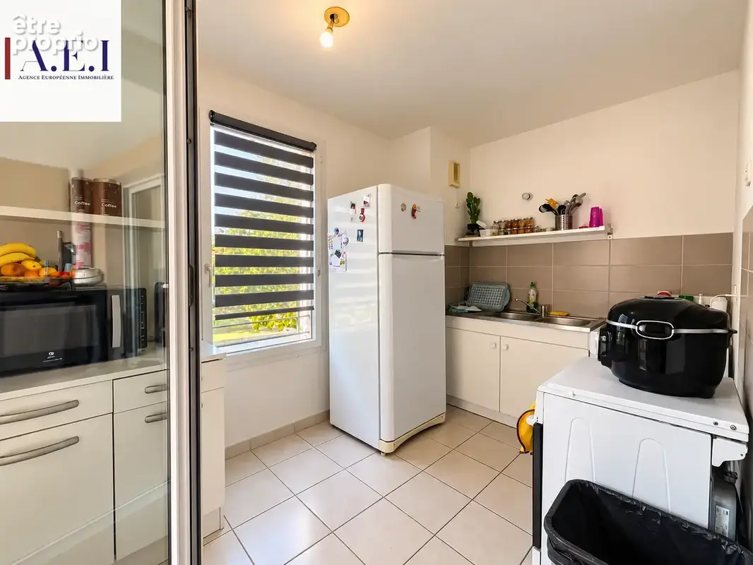 Six-Fours-les-plages - Appartement type 3 de standing avec terrasse & parking - photo 6