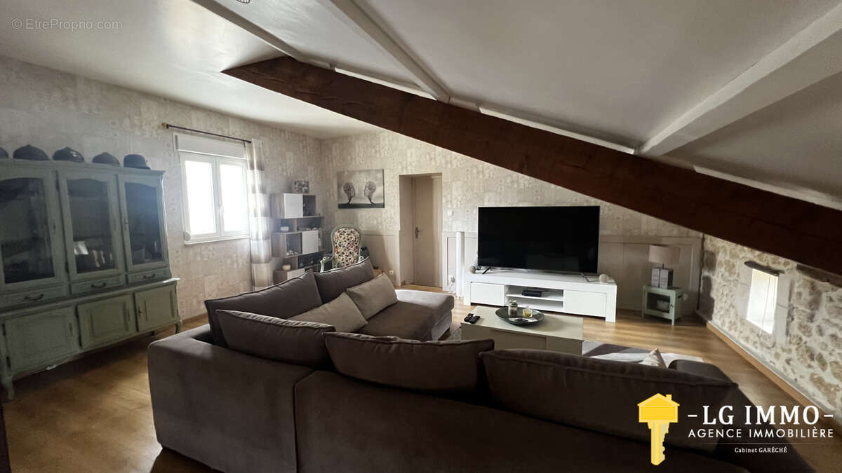 Maison au calme, 3 chambres, piscine, jardin proche Mirambeau - photo 12