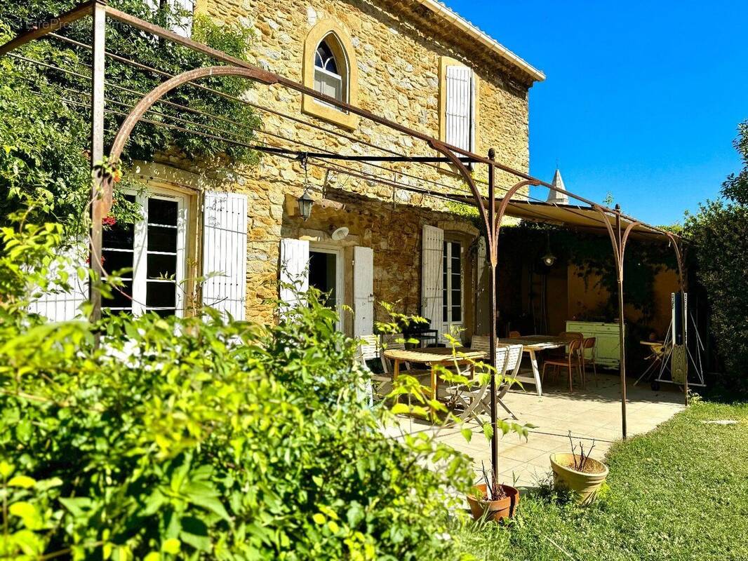 Maison à CHATEAUNEUF-DU-PAPE