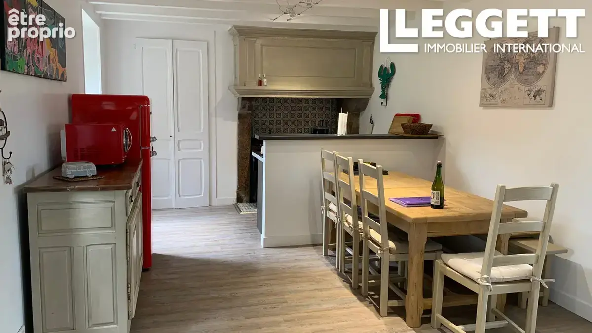 Maison à vendre à Fermanville avec vue mer, terrain de 1 400 m² et dépendance - photo 7