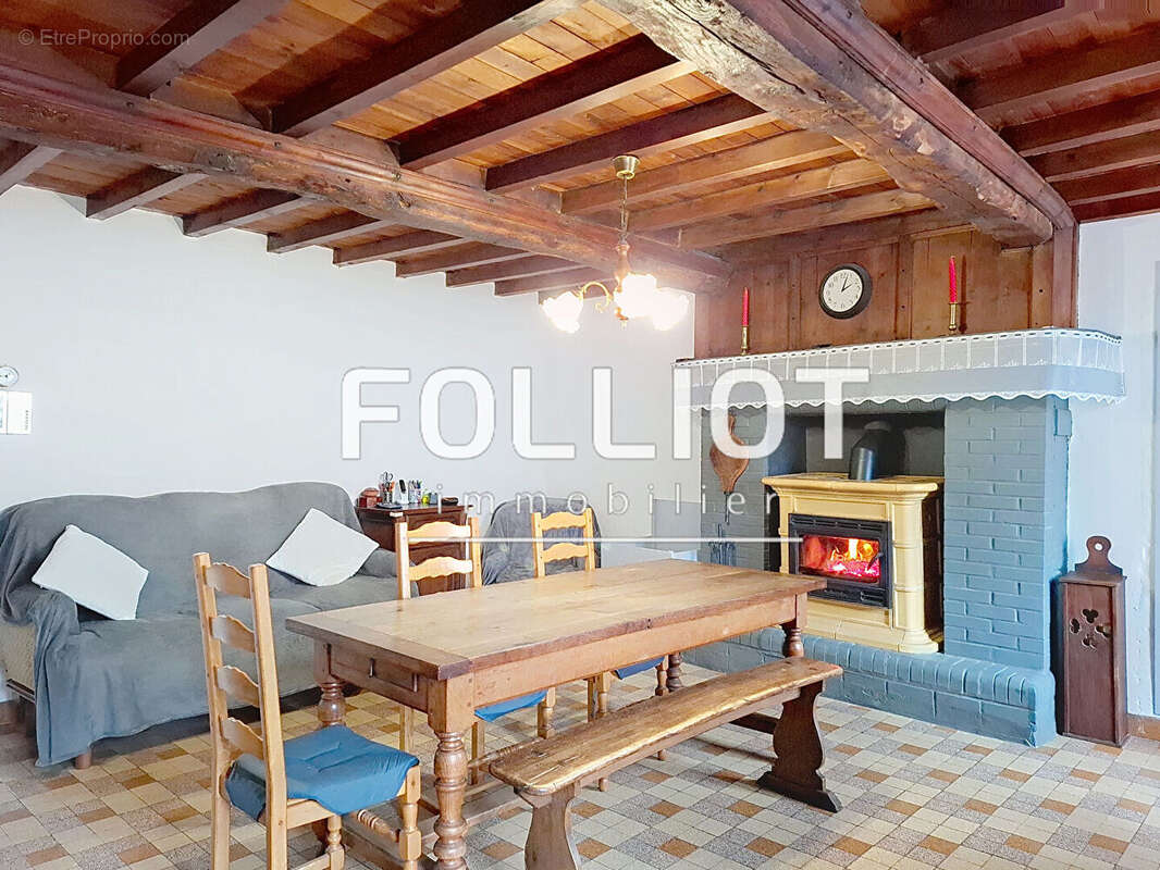 Maison à LA HAYE-DU-PUITS