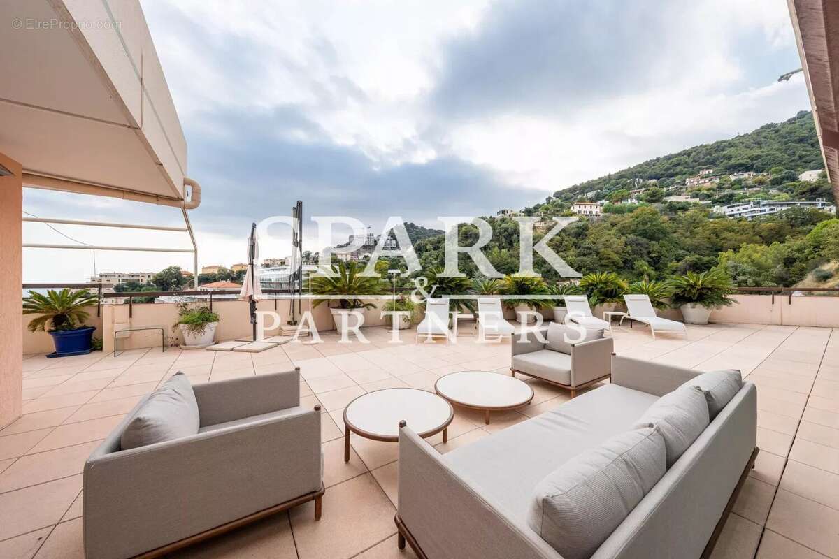 Appartement à BEAUSOLEIL