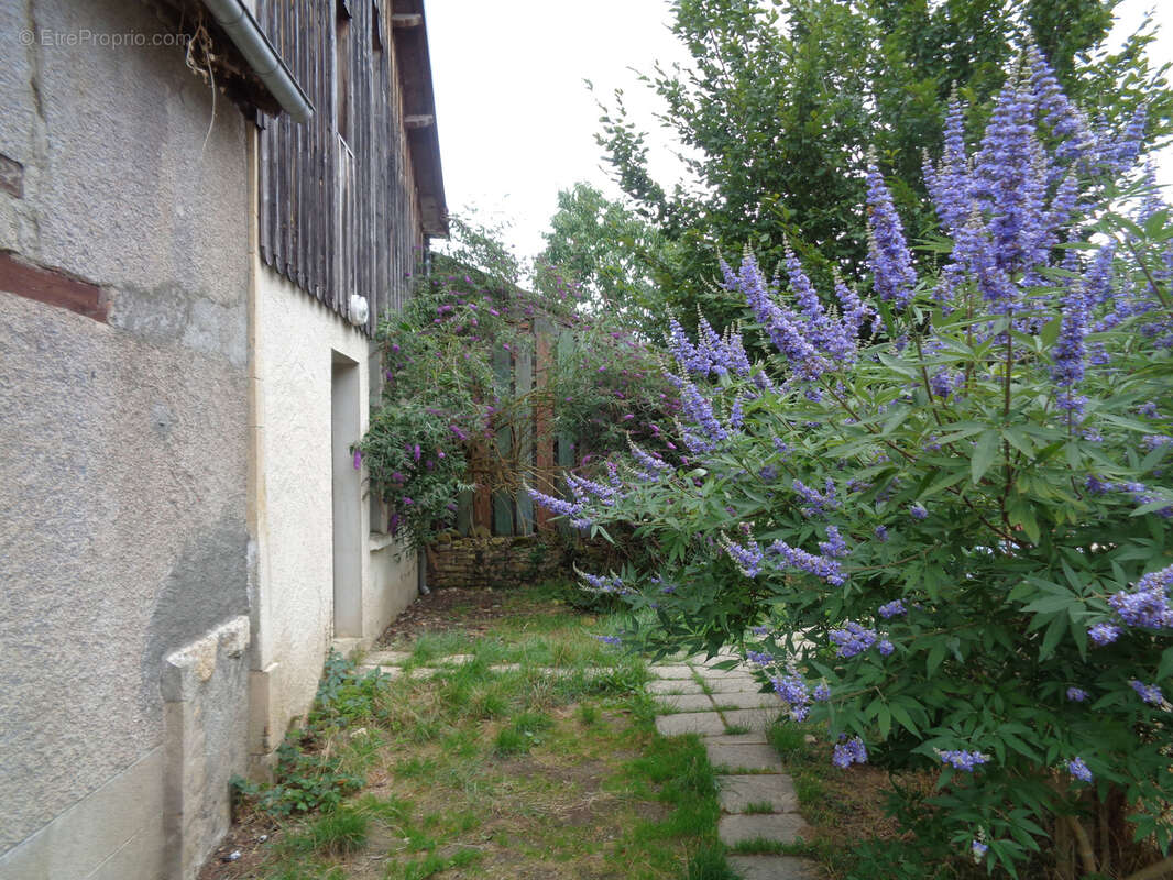 Maison à PREMERY