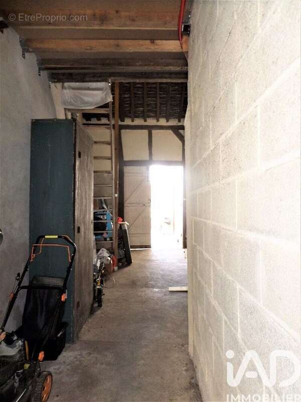 Photo 8 - Maison à VILLENEUVE-SUR-YONNE