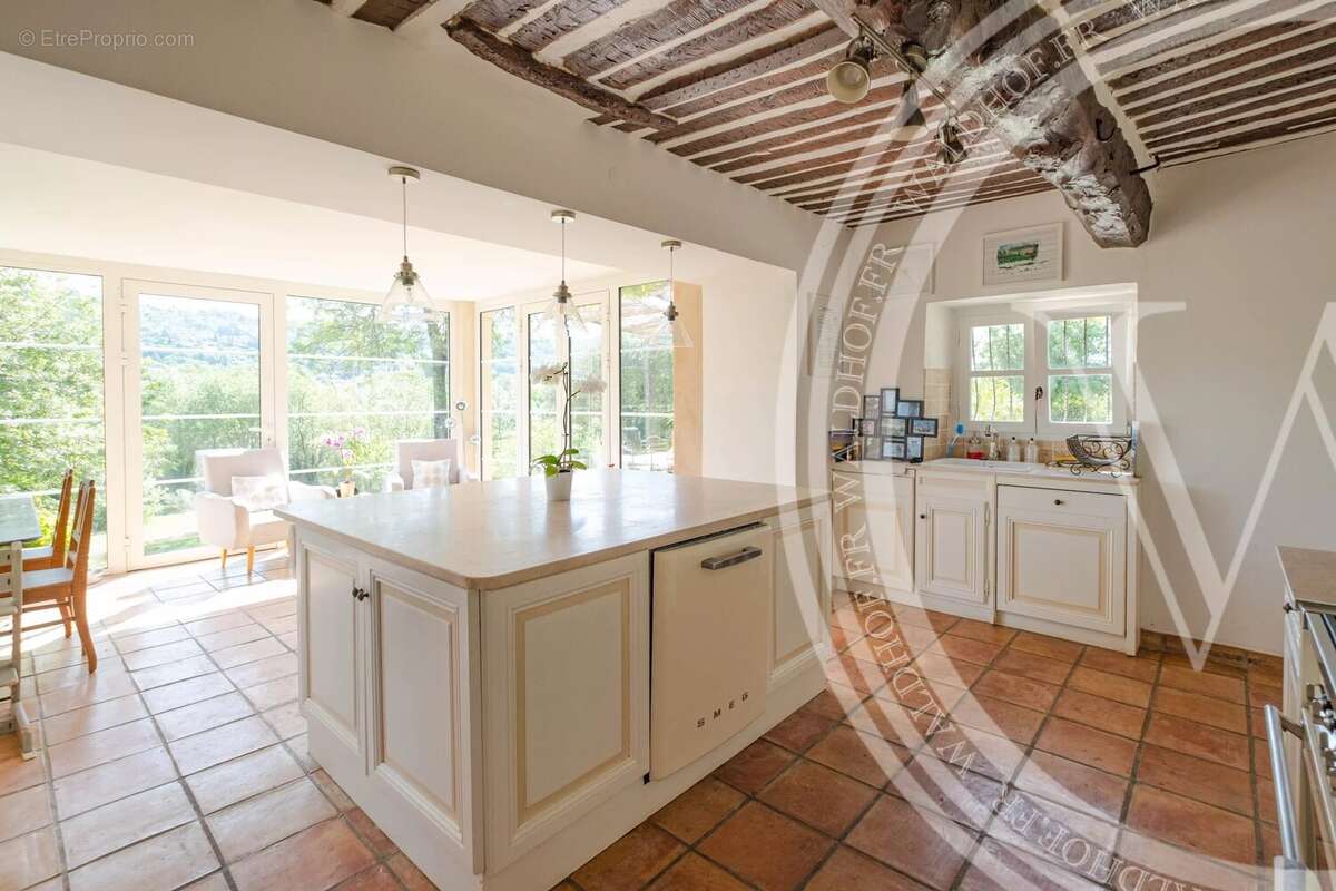 Maison à MOUANS-SARTOUX