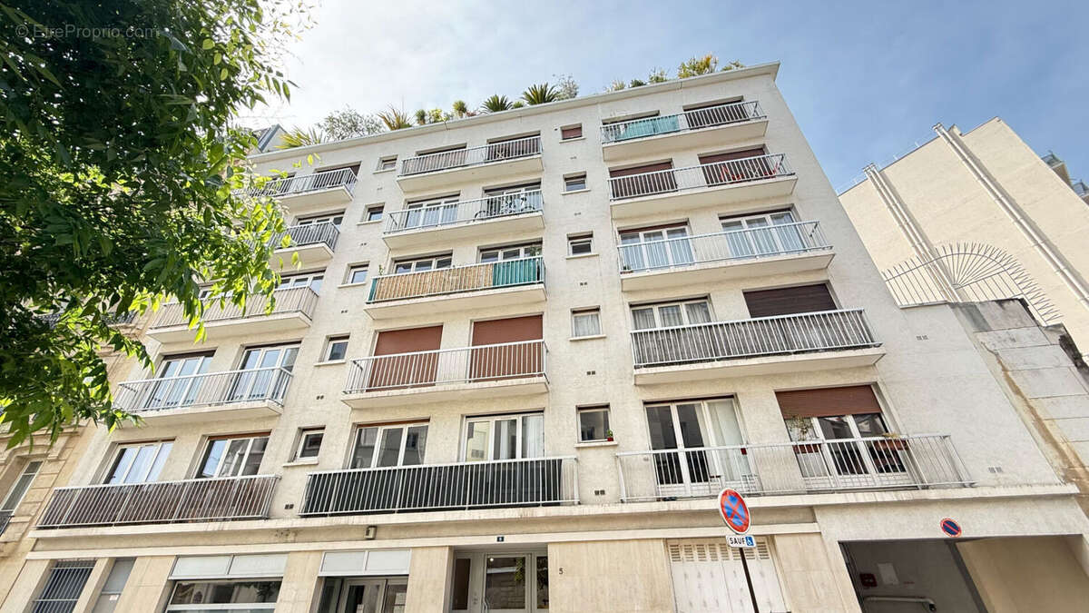 Appartement à PARIS-12E
