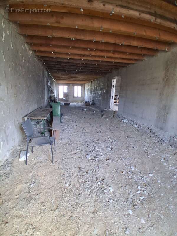Maison à réhabiliter et grange 360 m2 exploitables / garages et terrain à jonville-en-woëvre - photo 7