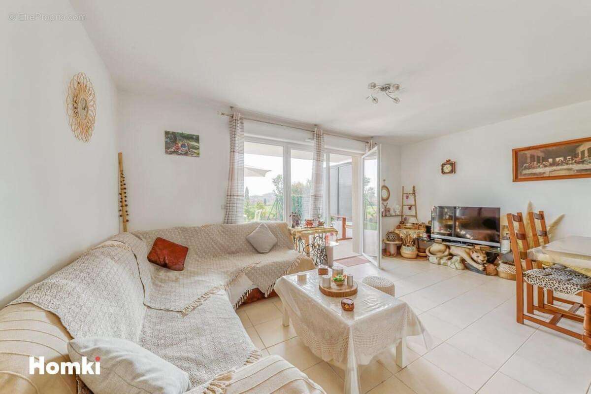 Appartement à MARSEILLE-13E