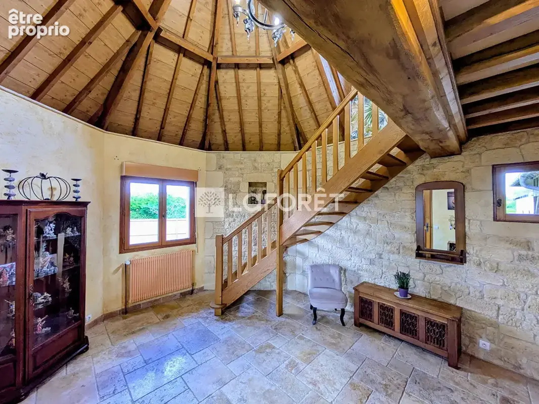 Exceptionnelle propriété familiale aux volumes rares un véritable coup de coeur - photo 3
