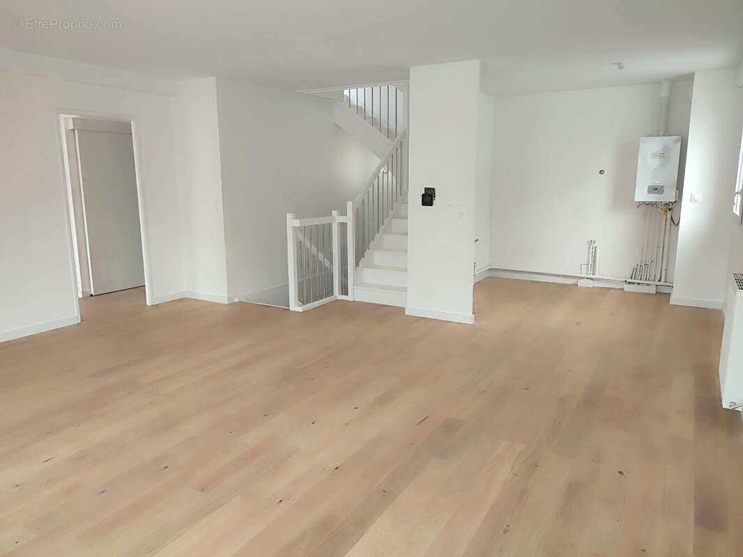 APPARTEMENT T4 + Grande Terrasse - Ramonville Saint Agne - photo 3