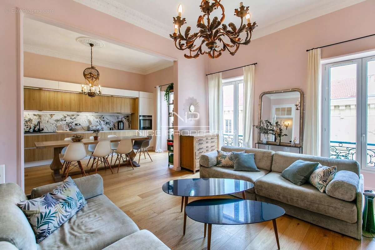 Nice Carré d'Or, splendide 4 pièces rénové et climatisé en dernier étage - photo 6
