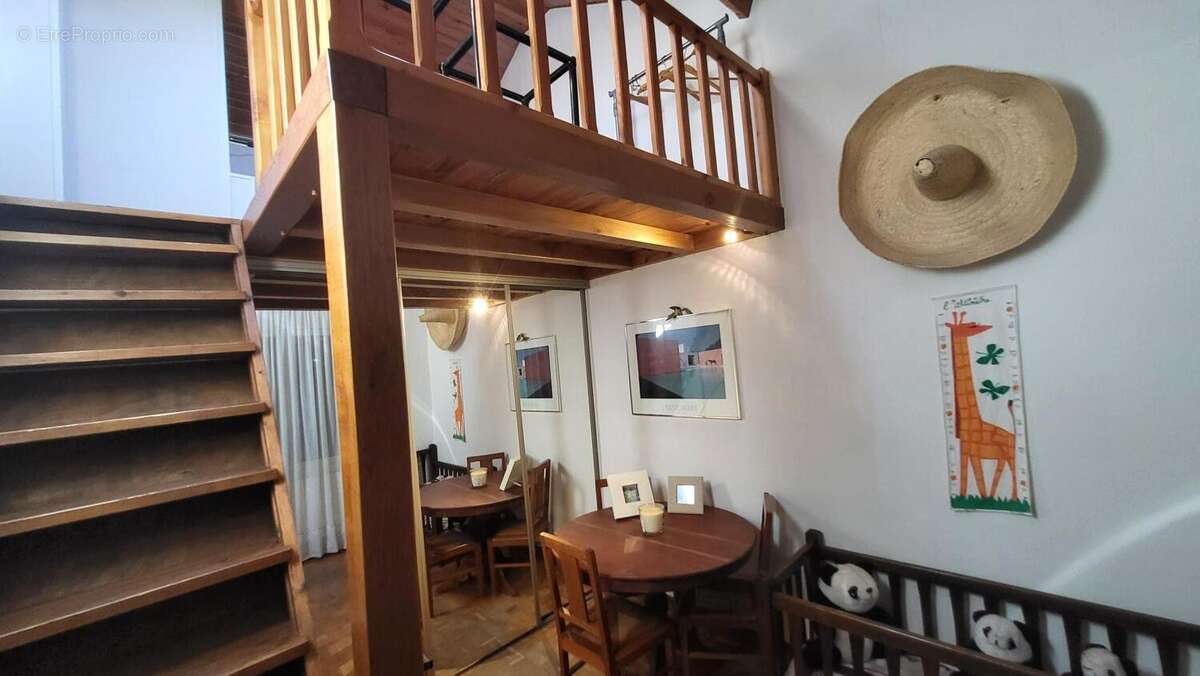 Maison 84 m² à Les Clayes-Sous-Bois  - photo 7