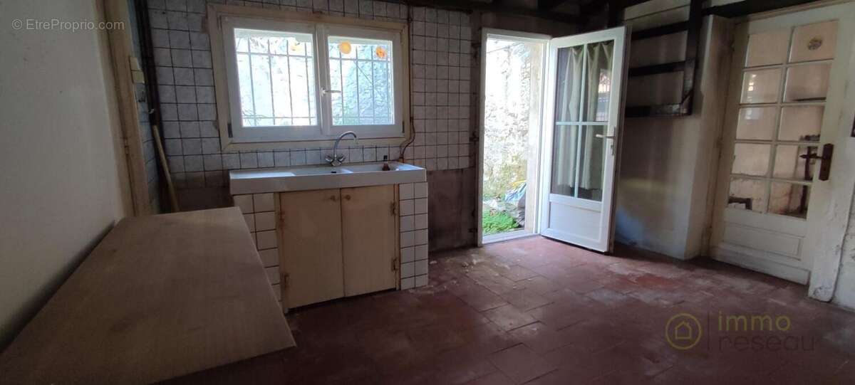Maison à SAINT-CIERS-SUR-GIRONDE