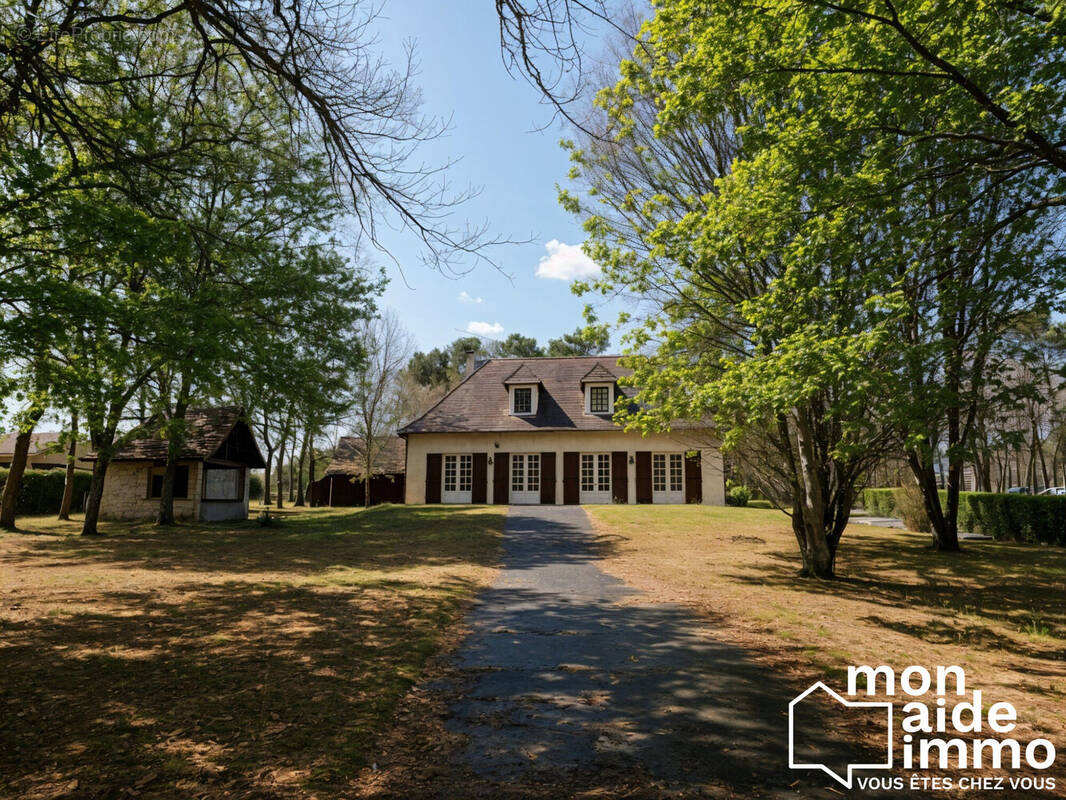 Maison à MONTPON-MENESTEROL