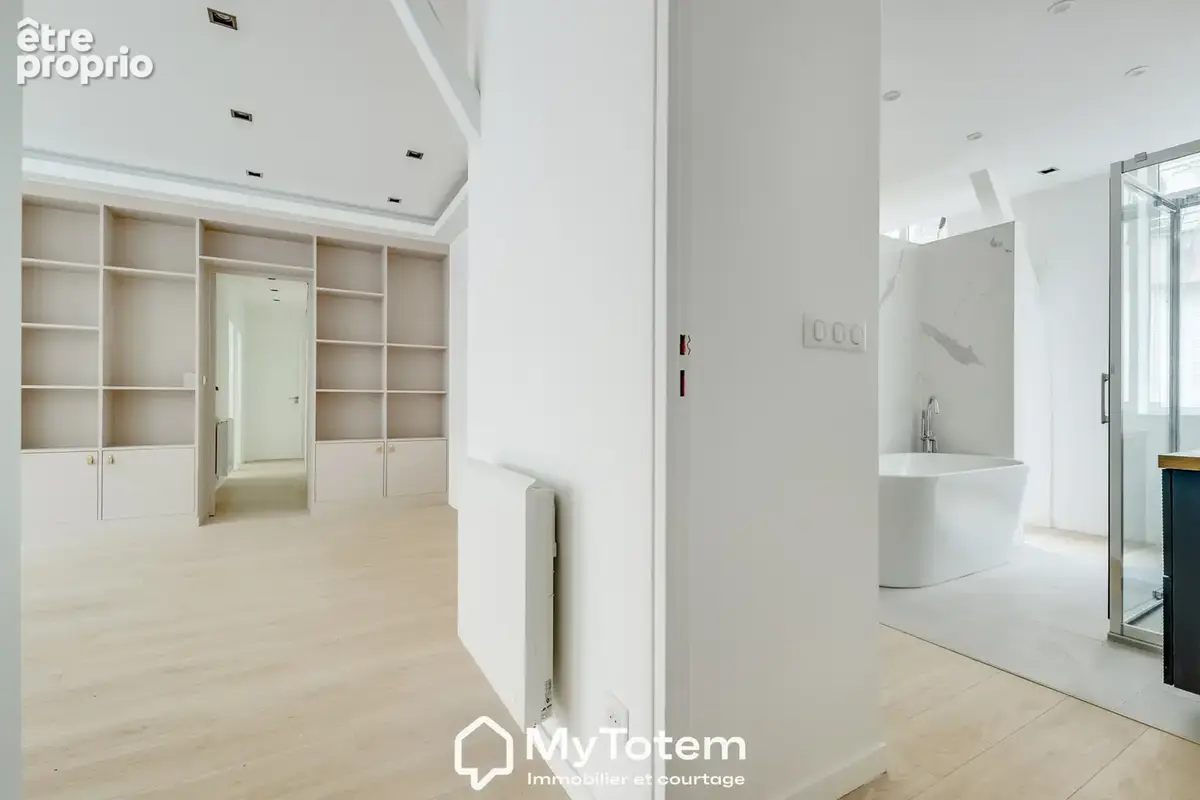 Saint Ambroise - 97m2 - 5 pièces - 3 chambres + commercialité 100% - photo 9