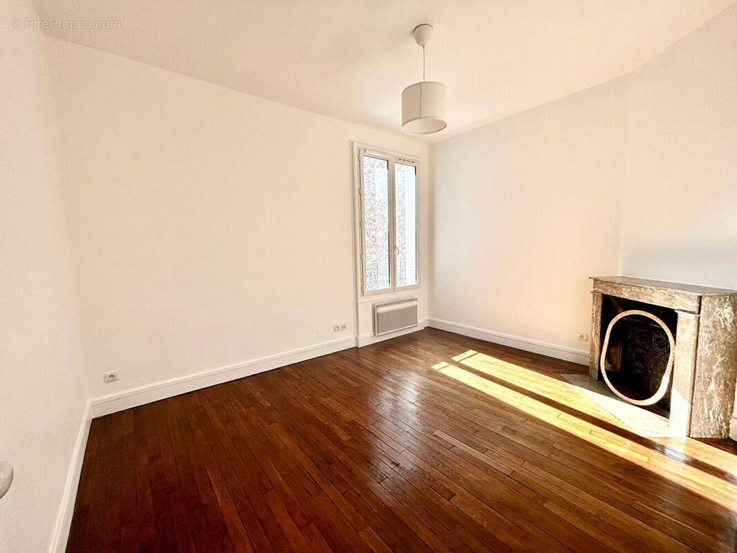 Appartement à COLOMBES