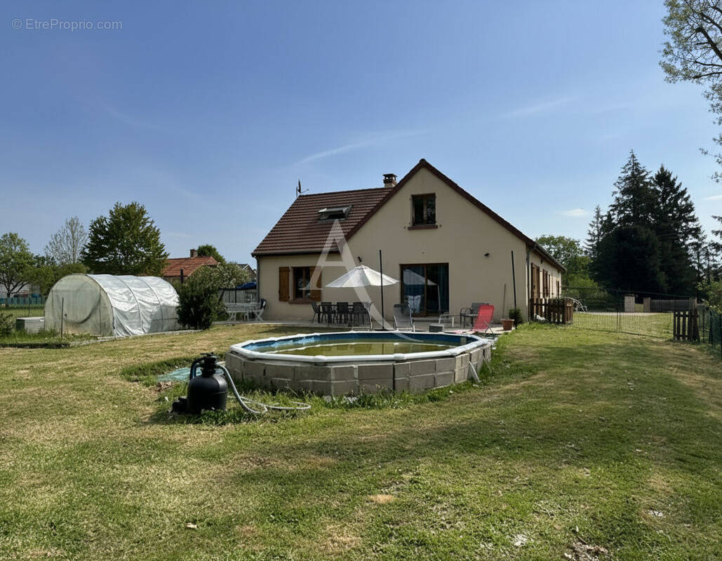 Maison à LAMOTTE-BEUVRON