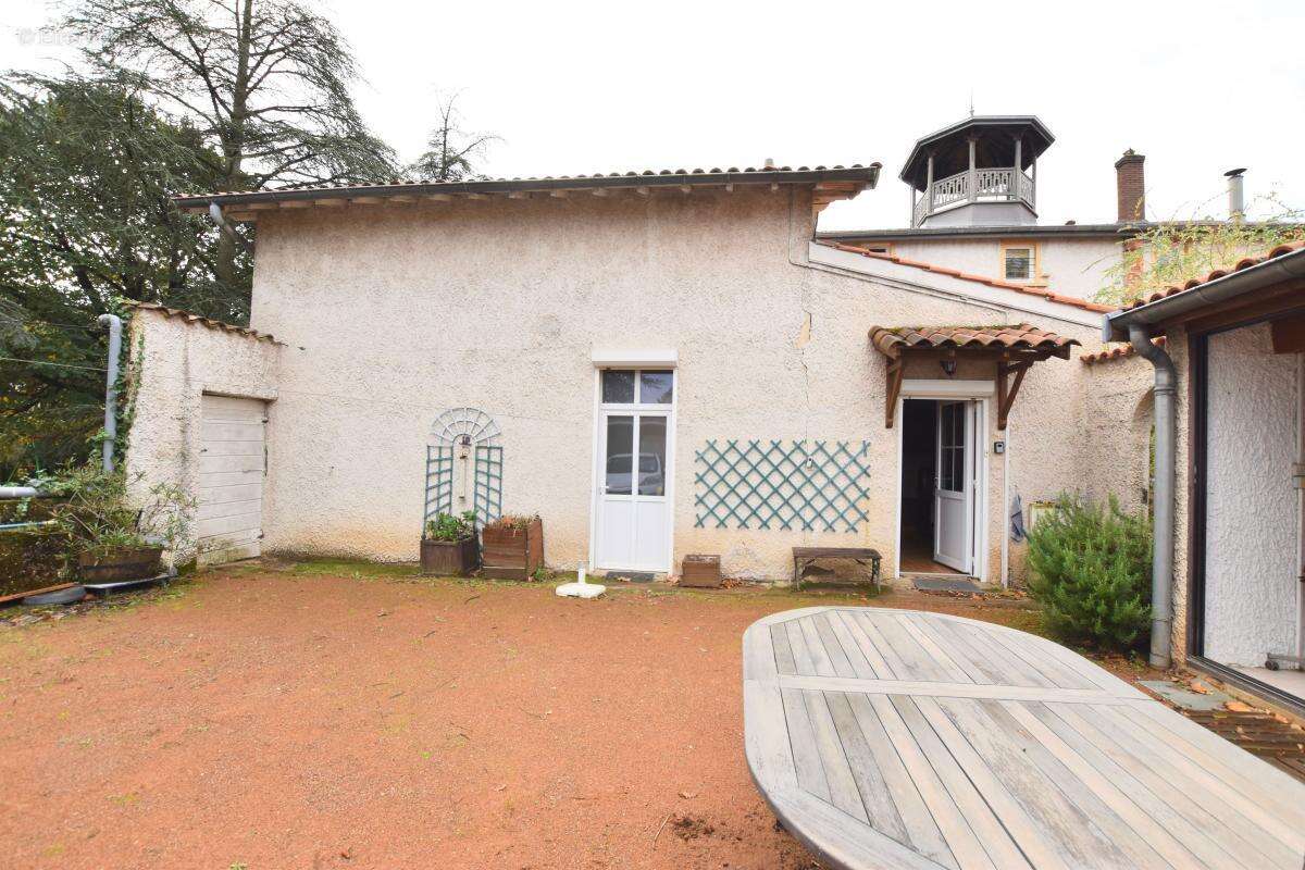 Maison à FRANCHEVILLE