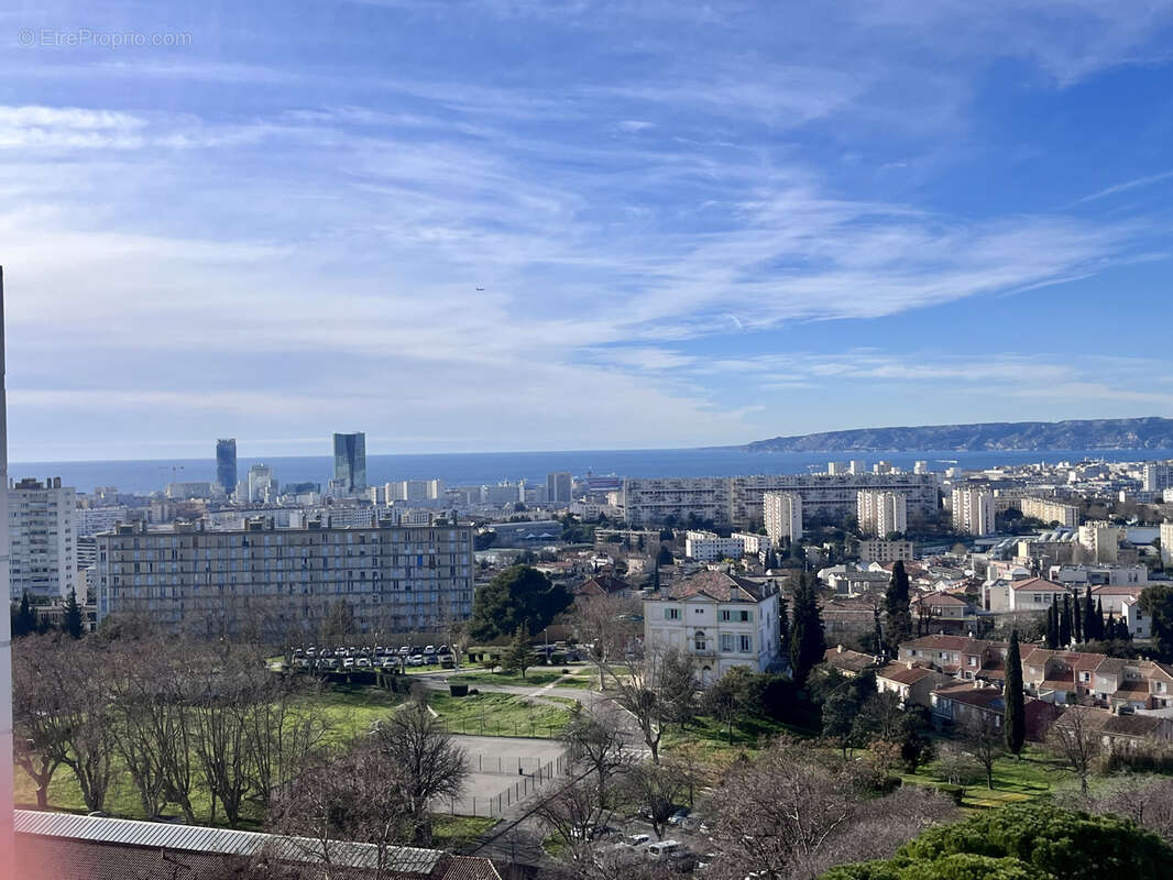 Appartement à MARSEILLE-13E