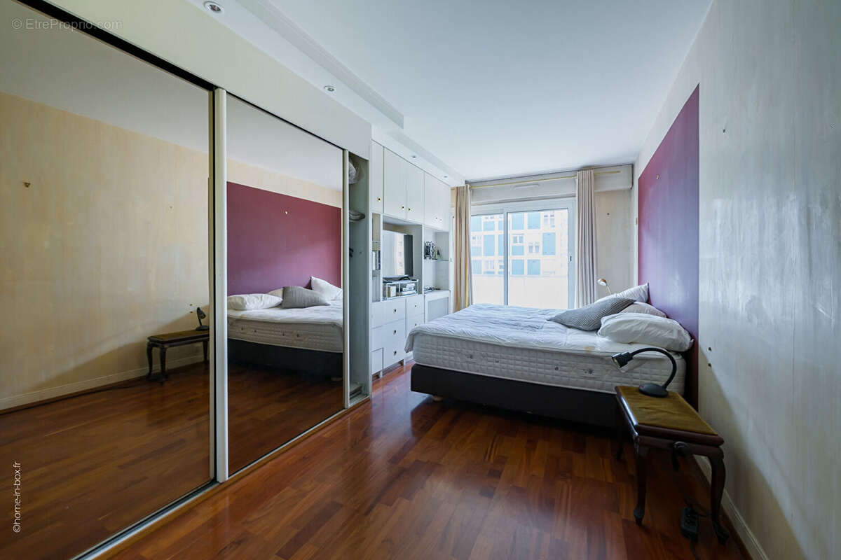 Appartement à PARIS-19E