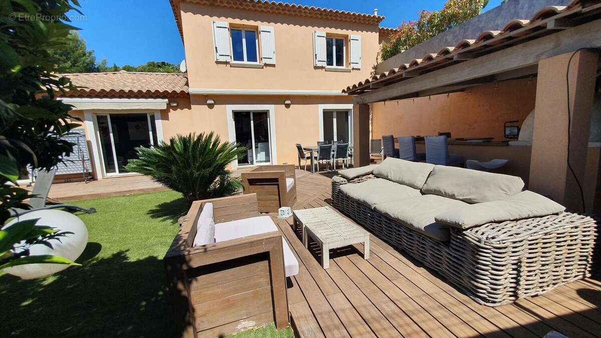 Photo 5 - Maison à CARQUEIRANNE