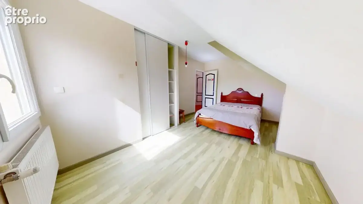 Maison à vendre 8 pièces, 4 chambres à  SAINT MARS LA JAILLE (44) - photo 15