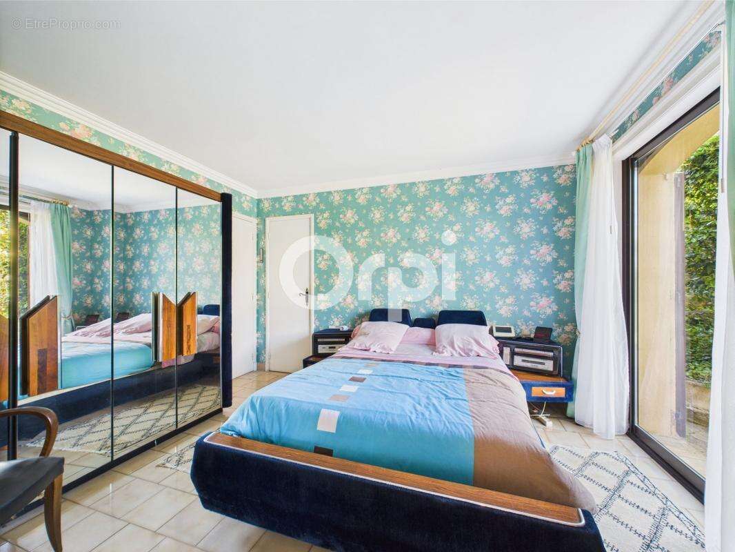 Maison à MANDELIEU-LA-NAPOULE