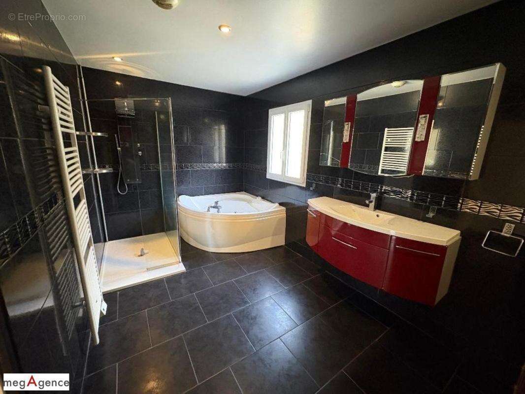 Maison à LA CHEVROLIERE