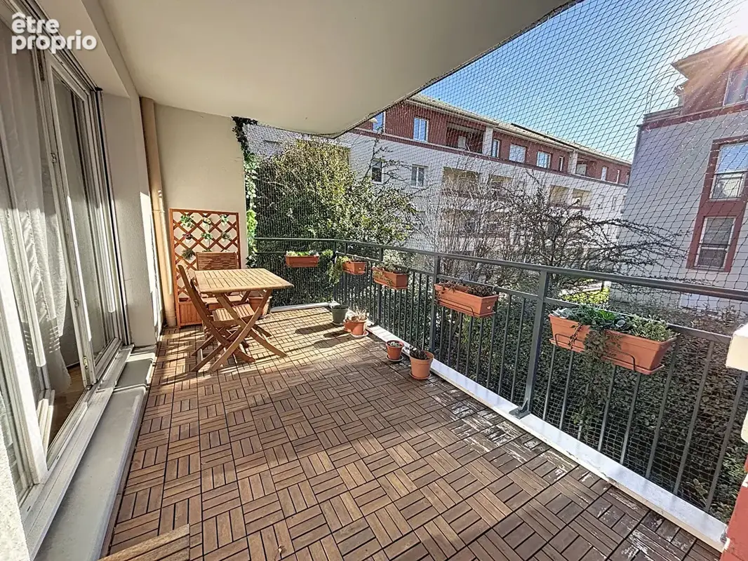 Appartement 4 Pièces - 91m² - 1 BOX - VILLEJUIF (94800) - photo 4
