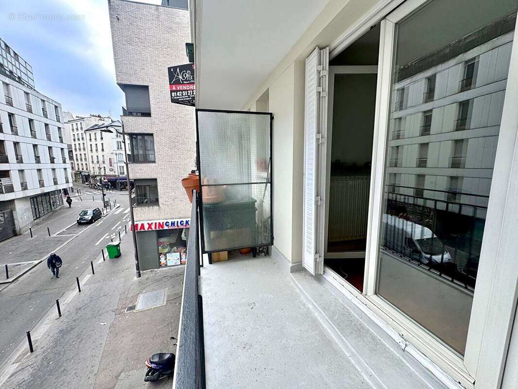 Appartement à PARIS-18E