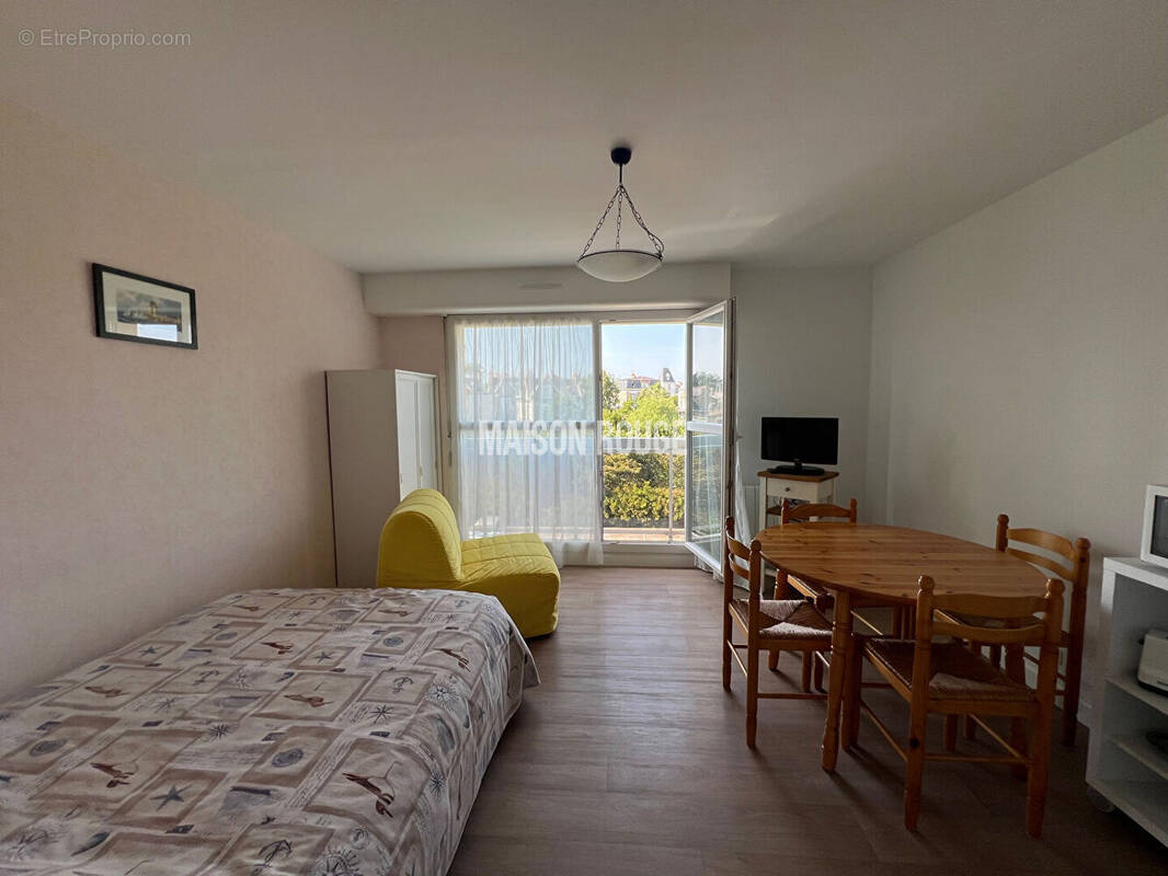 Appartement 1 pièce 25 m² · à Saint-Malo · 24,9 m² · 162 440 €