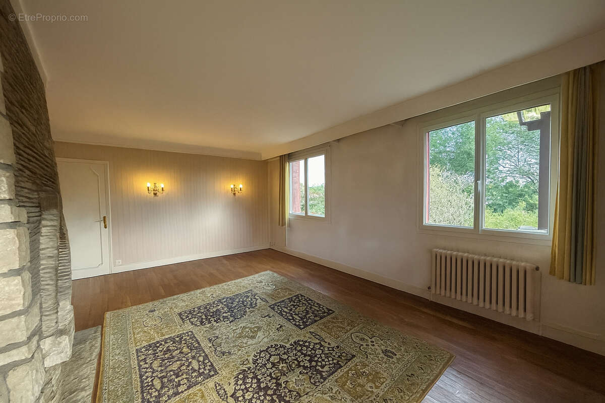 Maison à MONTIGNY-SUR-LOING