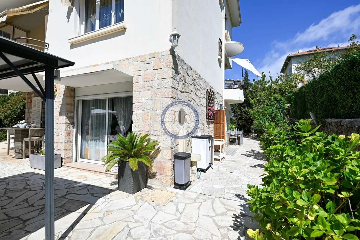 A vendre - cannes – palm beach – maison individuelle – 5 chambres – emplacement exceptionne - photo 14