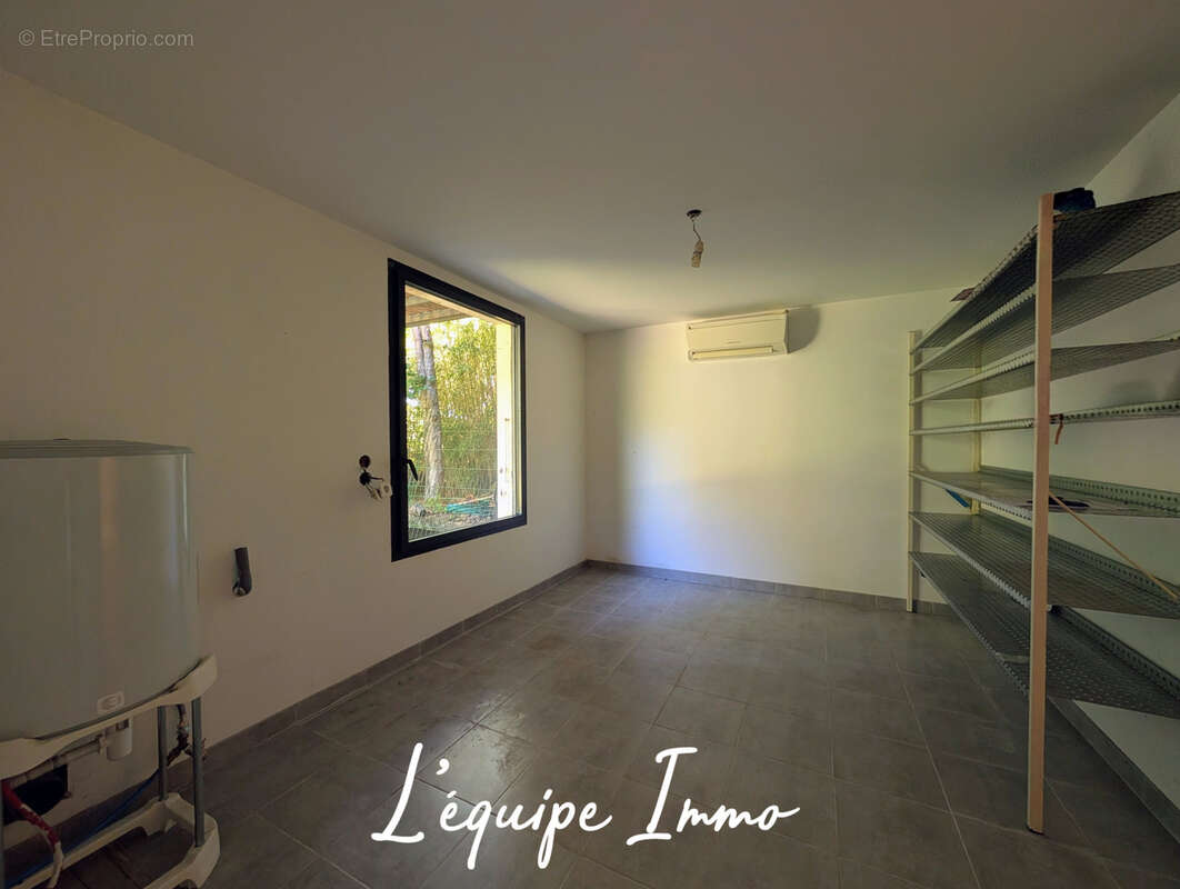 Maison T4 au calme sur sous-sol complet avec dépendance - photo 16