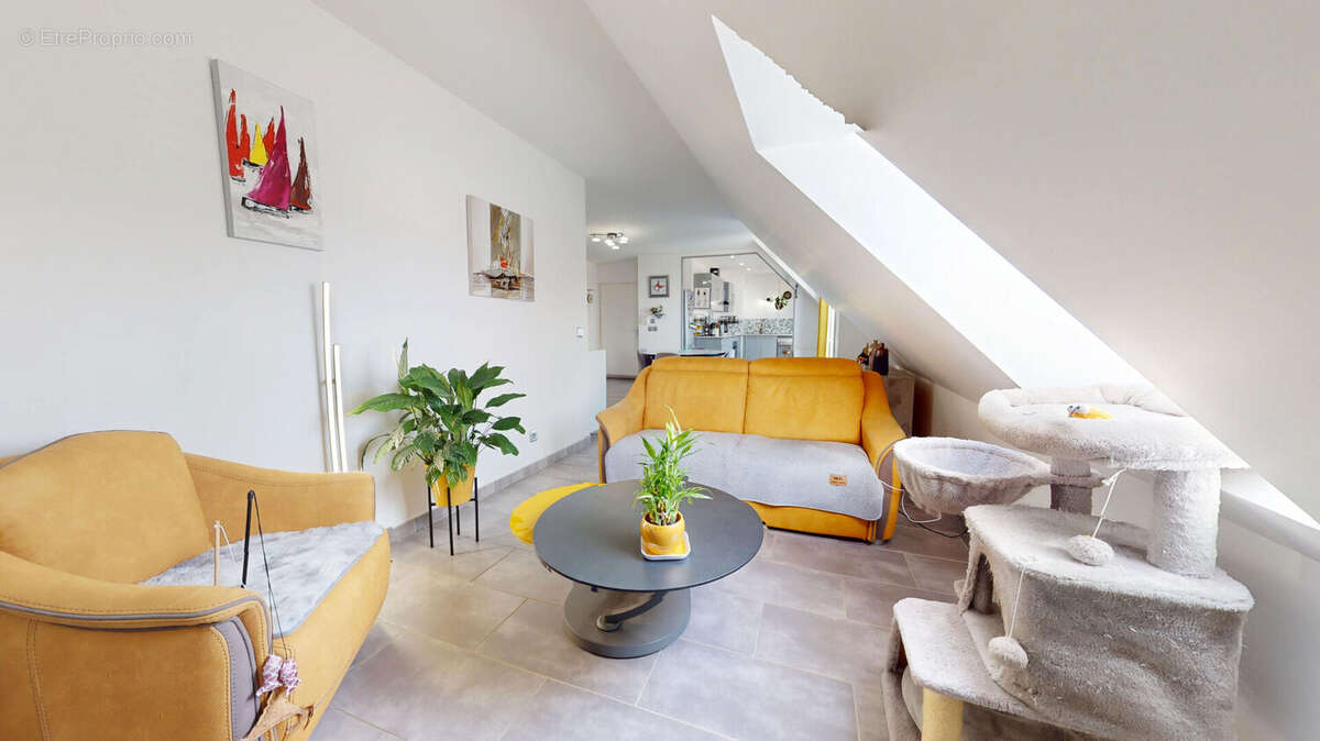 Appartement à FONTENAY-TRESIGNY