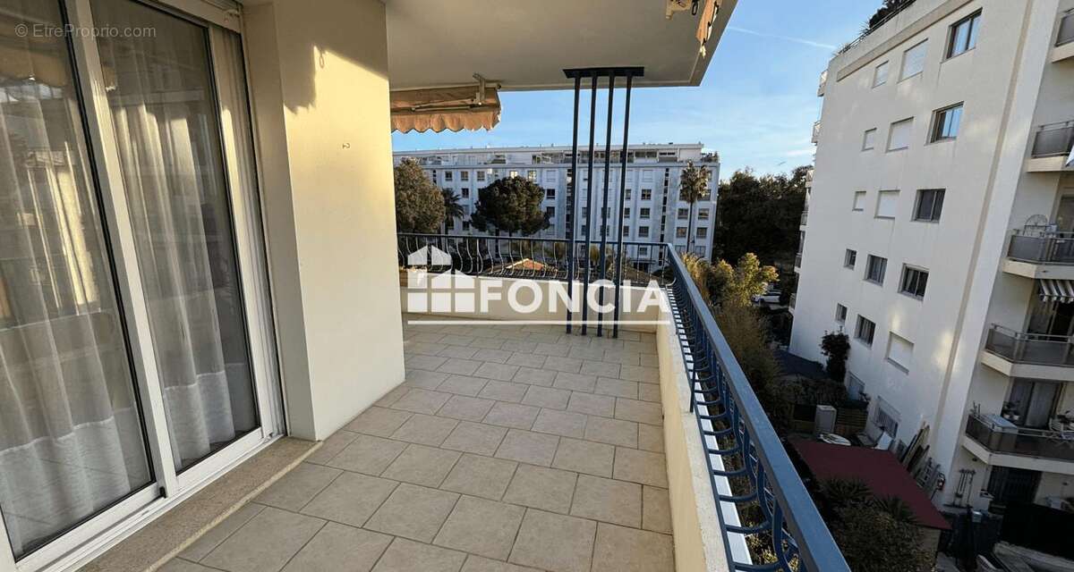 Appartement à CANNES