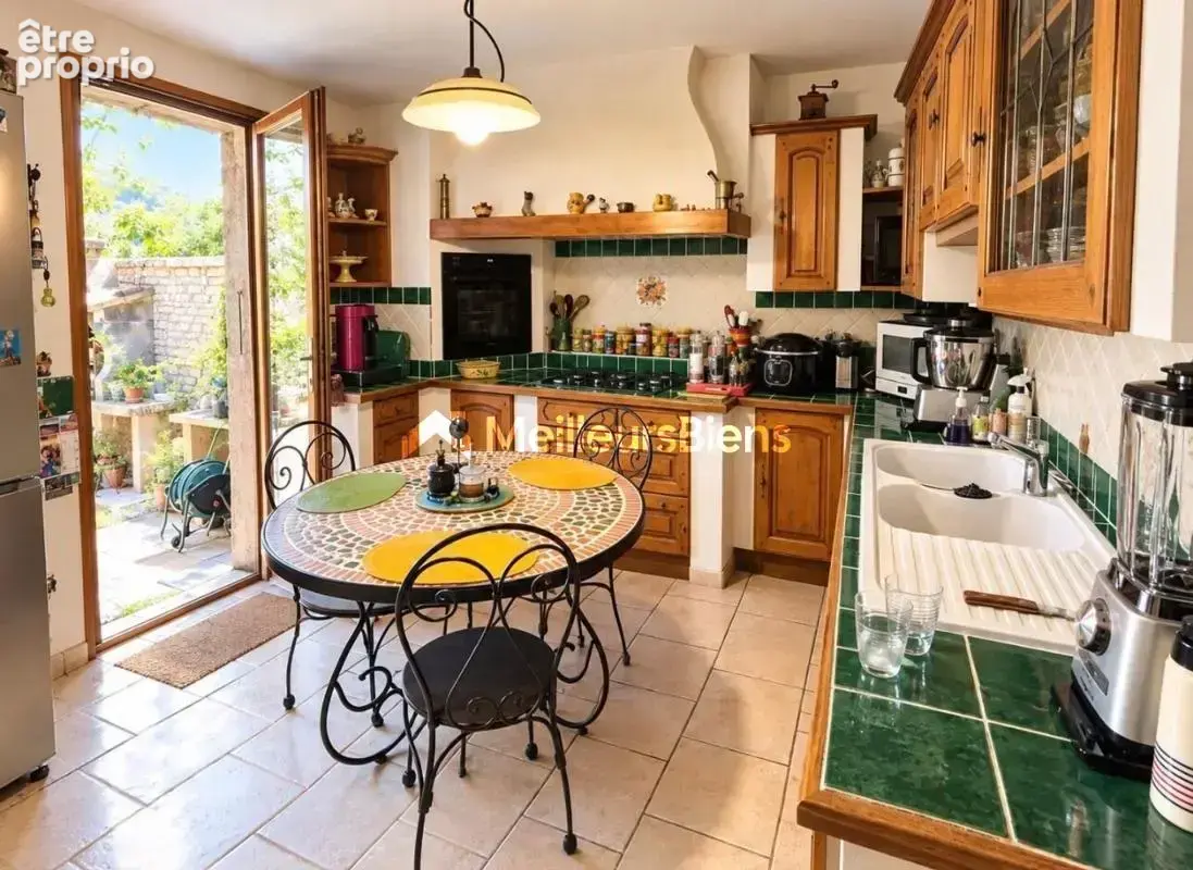 Jolie maison de 142 m² avec piscine et garage - photo 8