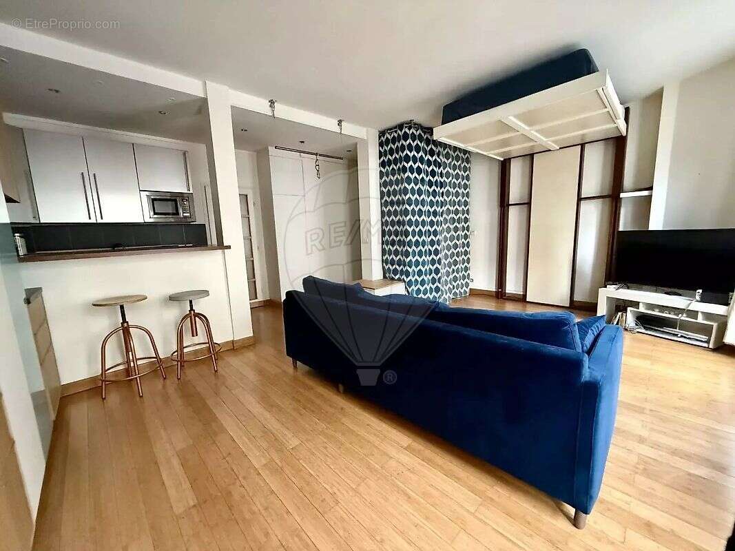 Appartement à PARIS-11E