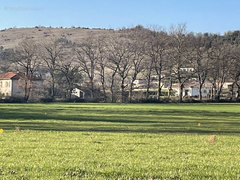 Terrain à PAYRIN-AUGMONTEL