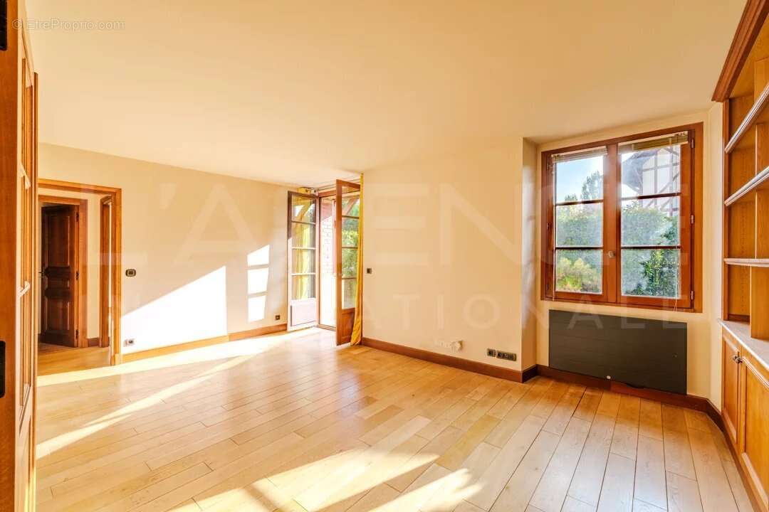 Appartement à CHAMBOURCY