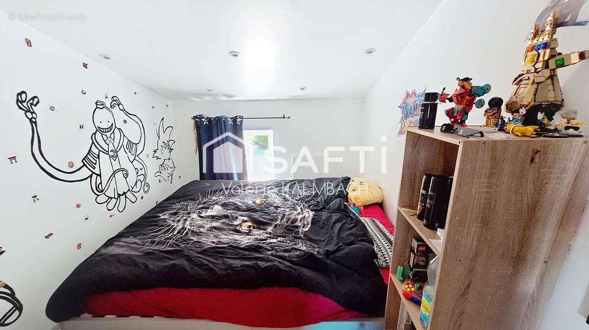 Maison 150 m² à Brizambourg  - photo 8