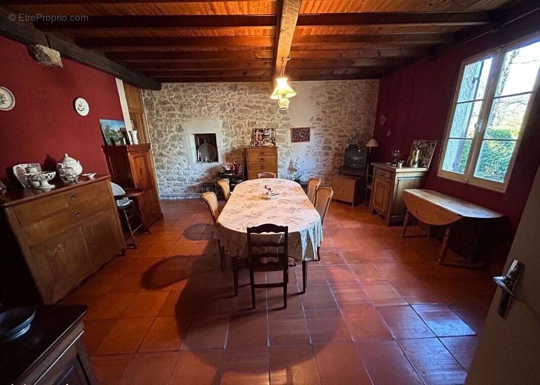 Maison 261 m² à Lugasson  - photo 5