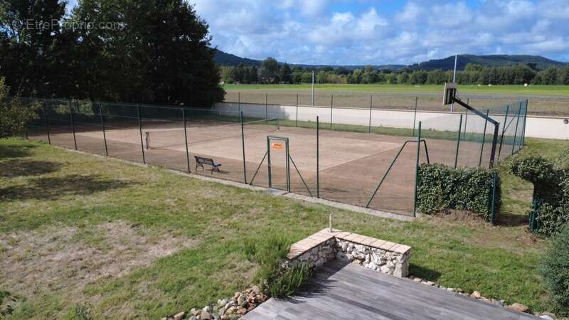 Demeure d’exception de 250 m² avec piscine, tennis et parc arboré à Saint-Sylvestre-sur-Lot(47) - photo 19