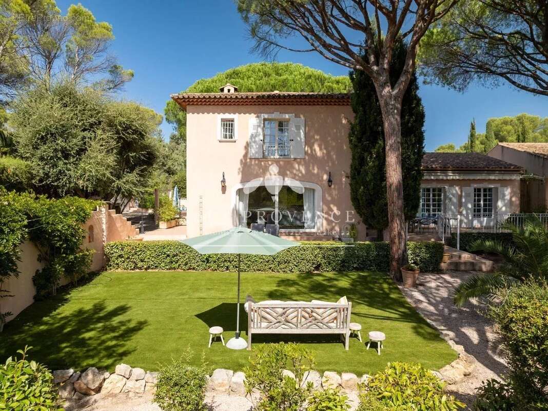 Maison à SAINT-RAPHAEL