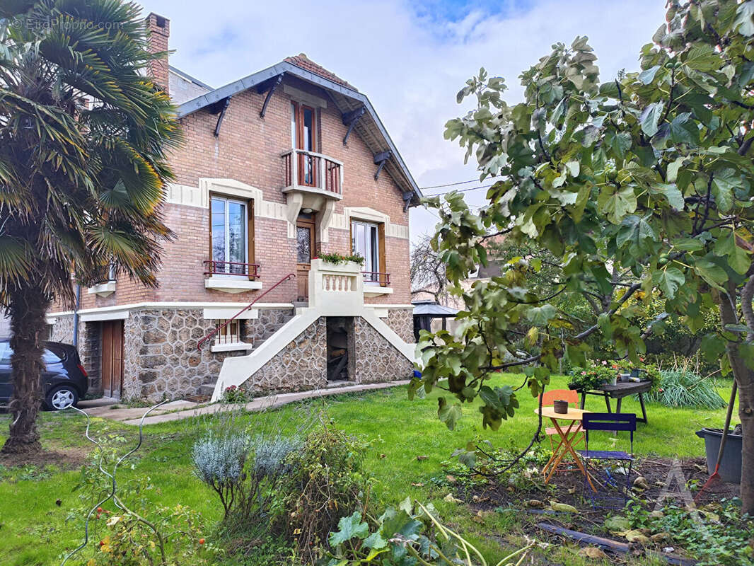 Maison à NOISY-LE-SEC